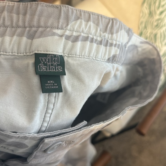 Camouflage print cargo pant… - Picture 3 of 4